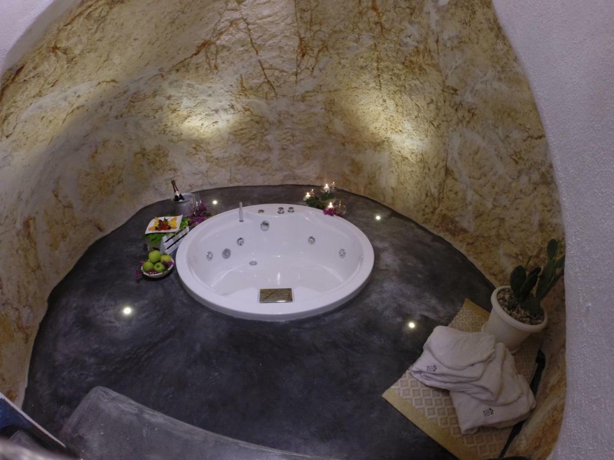 White Luxury Suite Ostuni By Gonewlocation Экстерьер фото
